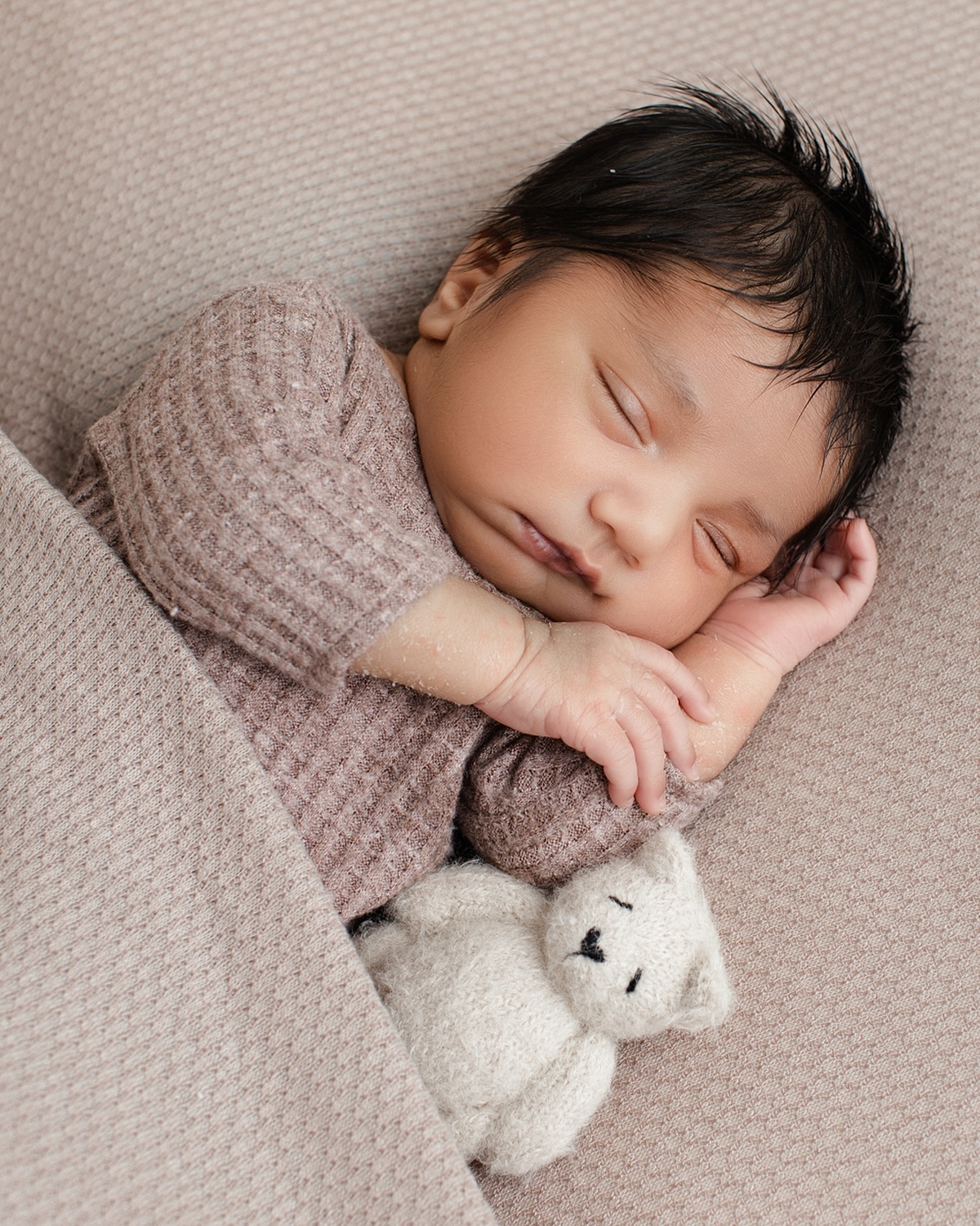 Little Arin is in my studio